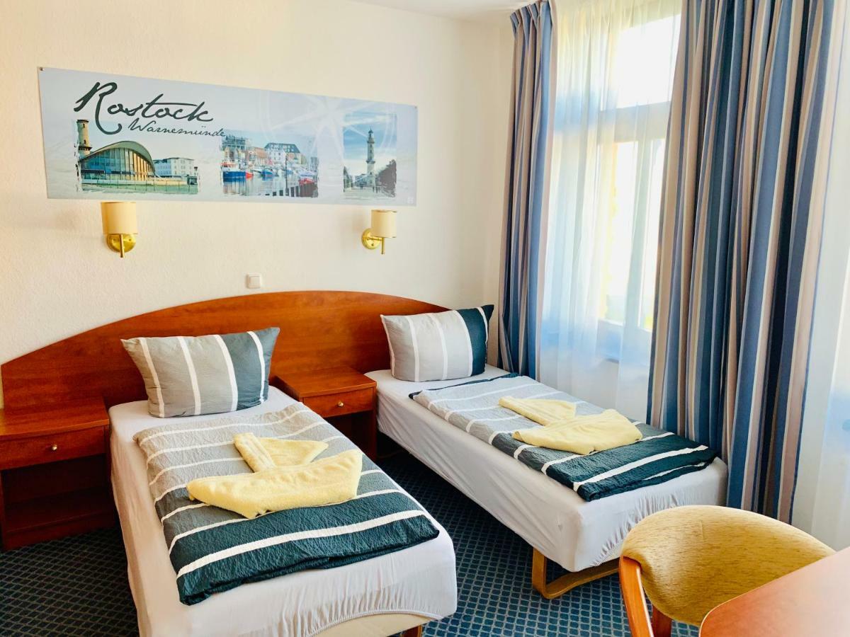Hotel-Pension "Petridamm" 로스토크 외부 사진