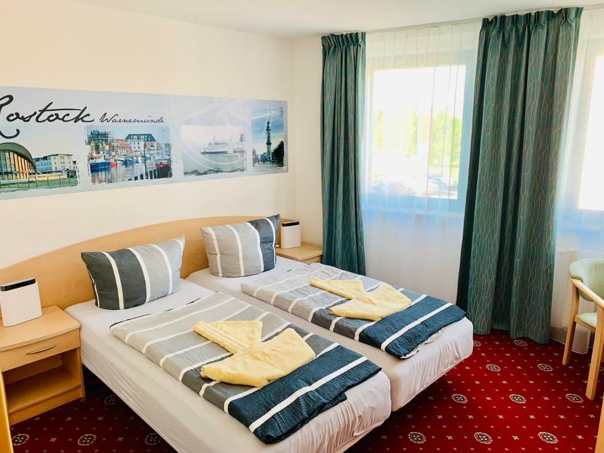Hotel-Pension "Petridamm" 로스토크 외부 사진